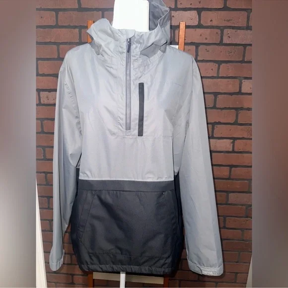 FIGS RAIN JACKET - Picture 5 of 10